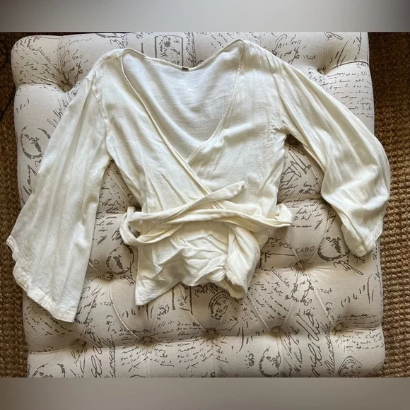 Free People Cotton Blend Wrap Shirt Top Coverup w Bell Sleeves Cream Ivory EUC - Picture 2 of 12